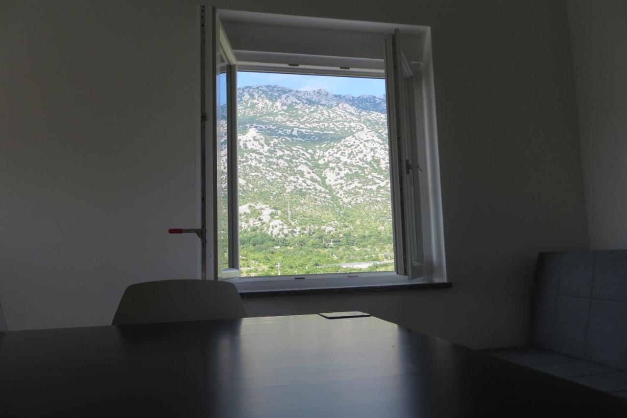 Mungos Apartment Cesarica Buitenkant foto